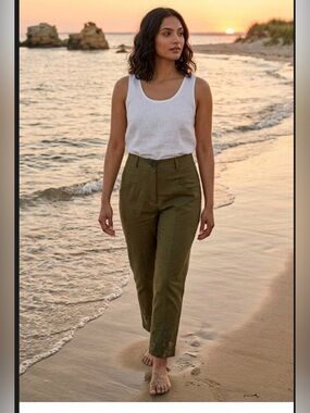 Suncoo Paris high rise lightweight pants. Army green size small,  casual